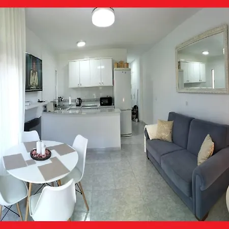 Minerva 30a Garden View 公寓